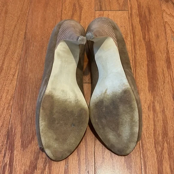 Banana Republic suede shoes - Picture 4 of 4